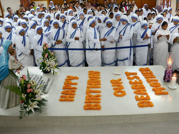 Kolkata Missionaries of Charity celebrates Mother's 104th birthday