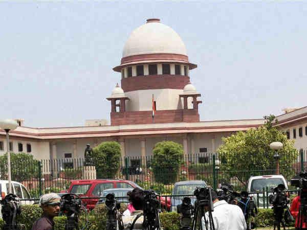 Gwalior judge case:SC stays proceedings Gwalior judge case:SC stays proceedings