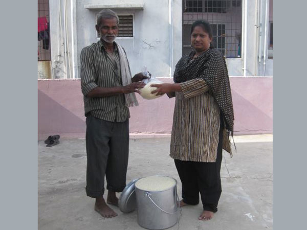 Bhatt takes up 'Rice Bucket' challenge