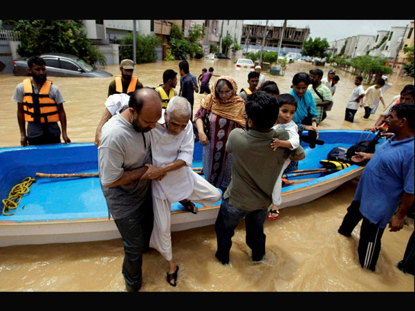 Floods: Health emergency in Pakistan