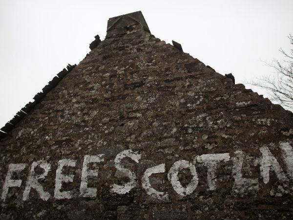 3 British leaders sign 'No' vote pledge