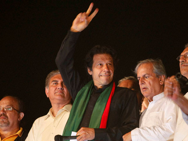 Khan demands release of his partymen