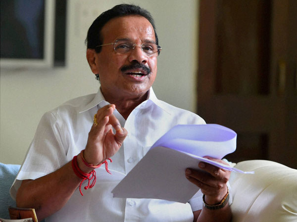 Blore:Sadananda Gowda first trip to ISRO