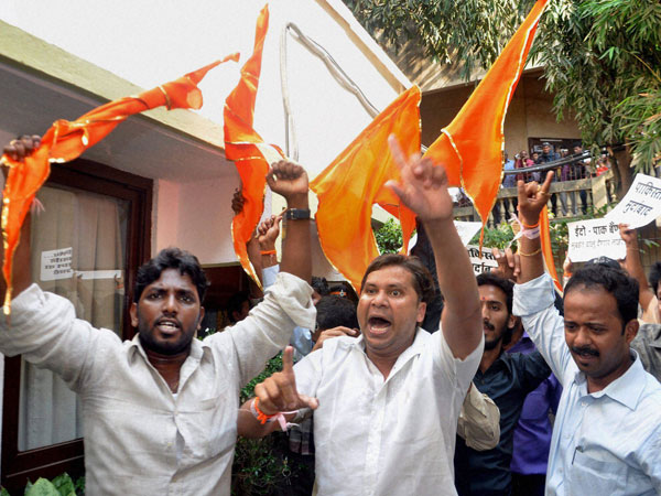 Shiv Sena returns to pro-Marathi agenda