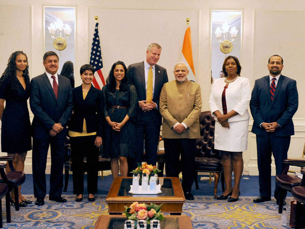 Modi visits 9/11 memorial, pays homage to terror victims