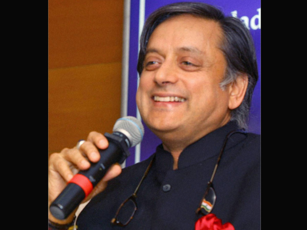 shashi-tharoor