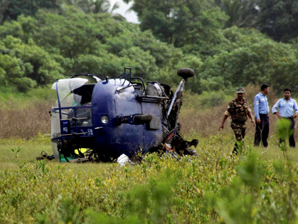 Army helicopter crashes, 3 killed
