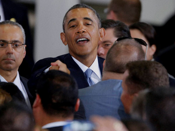 Obama expresses interest in yoga Obama expresses interest in yoga