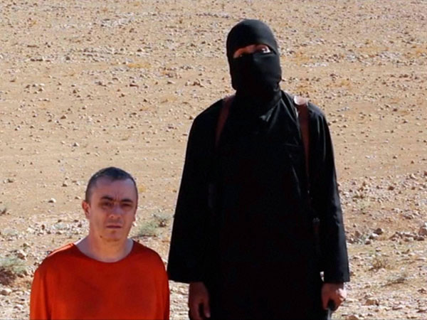 IS beheads British hostage in video