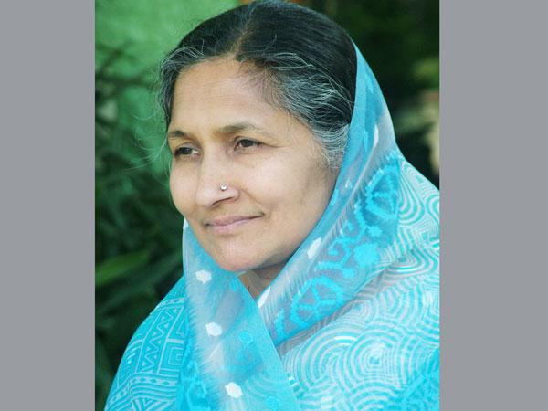 The Jindal lady into simple politics The Jindal lady into simple politics