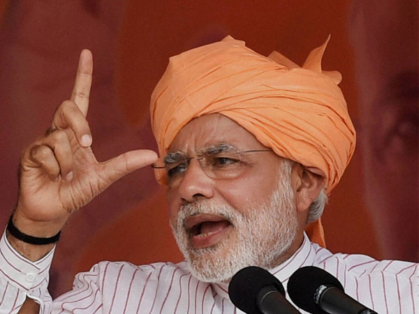 Prime Minister Narendra Modi addressing an election rally