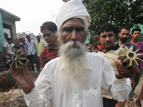 J&K: 20 injured in Pak firing J&K: 20 injured in Pak firing
