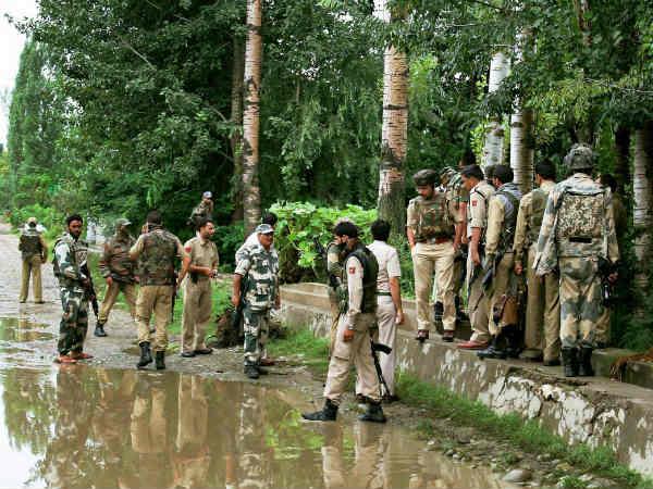 BSF recovers heroin on border