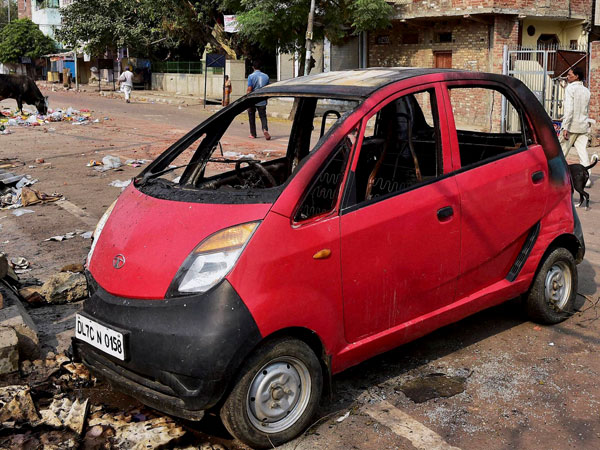 Delhi's Trilokpuri colony tense