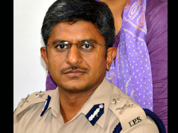  Gurgaon Police Commissioner Alok Mittal.