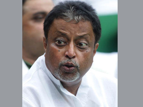 Mukul Roy slams scribe for questioning