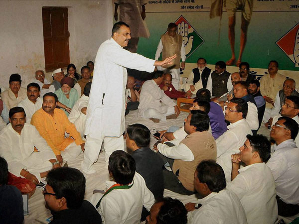 Cong to become history in East India?