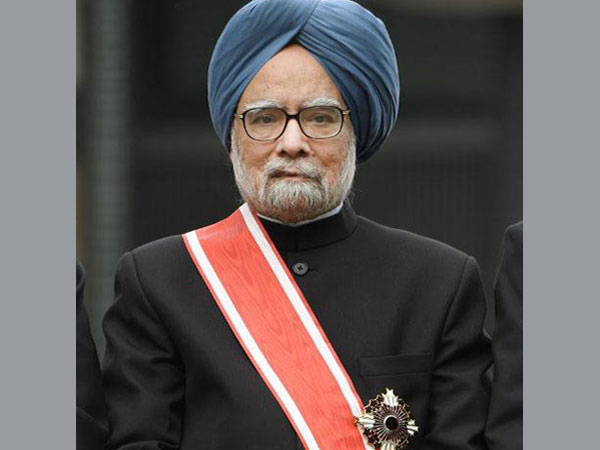 Japan: Modi congratulates MMS for award