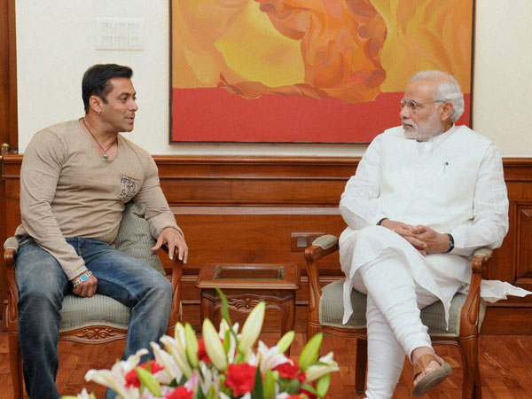 Bollywood superstar Salman Khan meets Narendra Modi - Oneindia News