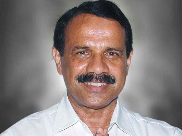 Will Sadananda Gowda lose railway ministry?