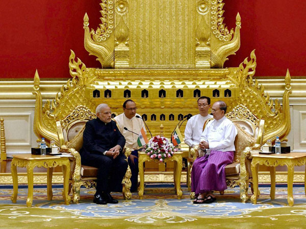 PM Modi meets Myanmar Prez Thein Sein