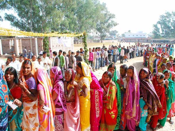 Opposition uniting to form 'unstable, corrupt govt' in Jharkhand: Amit Shah 