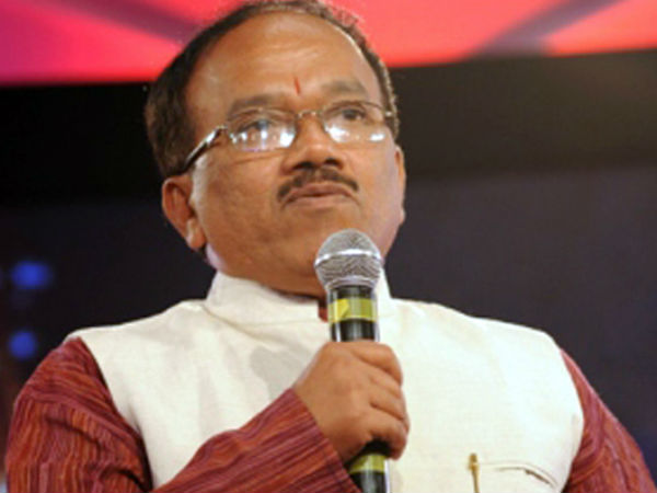 Goa CM Laxmikant Parsekar Goa CM Laxmikant Parsekar