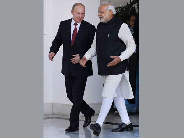 Prime Minister Narendra Modi with Russian President Vladimir Putin