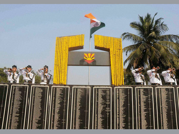 Army personnel pay tributes at 'Vijay Smarak'