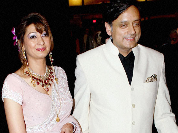 Sunanda Pushkar with Shashi Tharoor Sunanda Pushkar with Shashi Tharoor