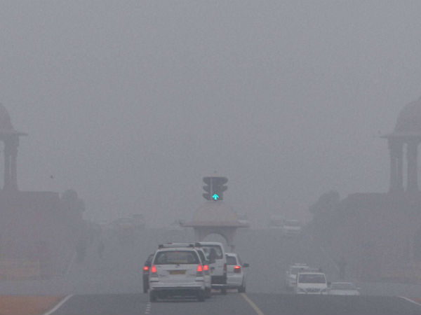 Delhi records 4 degrees Celsius Delhi records 4 degrees Celsius