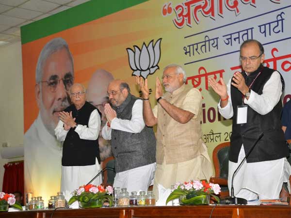 Land Bill: BJP takes aggressive approach Land Bill: BJP takes aggressive approach