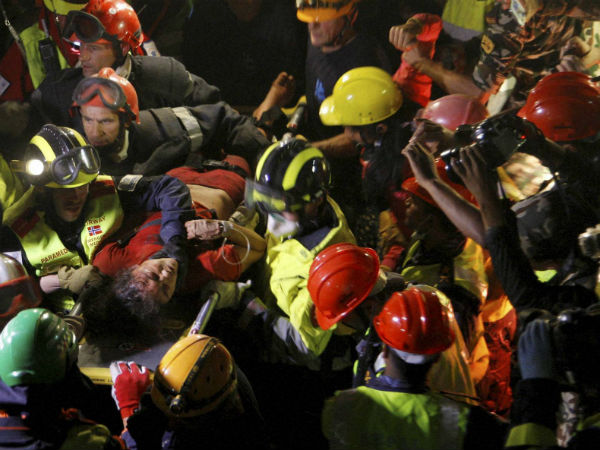 Nepal: Woman pulled out after 128 hrs Nepal: Woman pulled out after 128 hrs