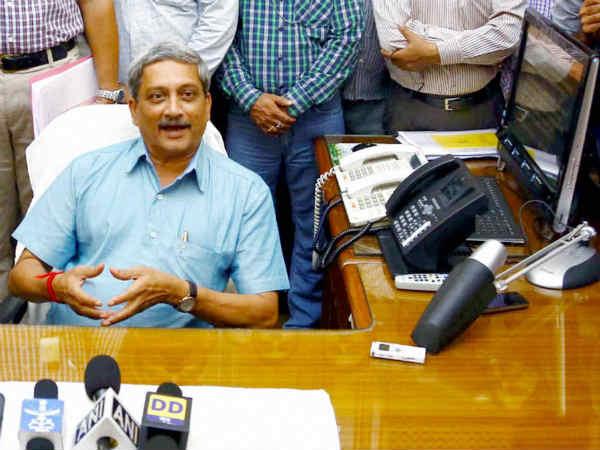 Manohar Parrikar to visit LoC Manohar Parrikar to visit LoC