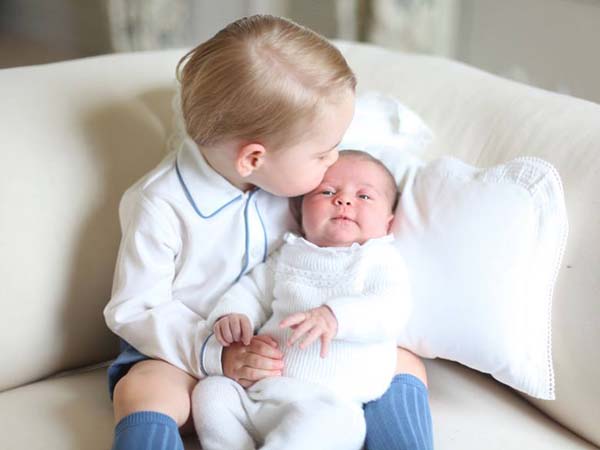 The Best Pic: Prince Geroge with Princess Charlotte
