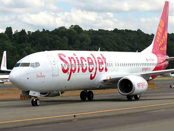 SpiceJet offers discount for 'Zero bag' passengers. SpiceJet offers discount for 'Zero bag' passengers.