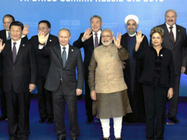 PM Modi in group photograph with BRICS leaders