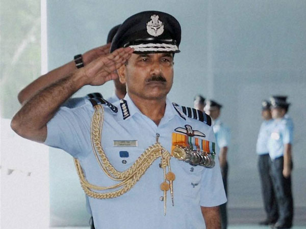 IAF chief on 4-day visit to Oman, UAE IAF chief on 4-day visit to Oman, UAE
