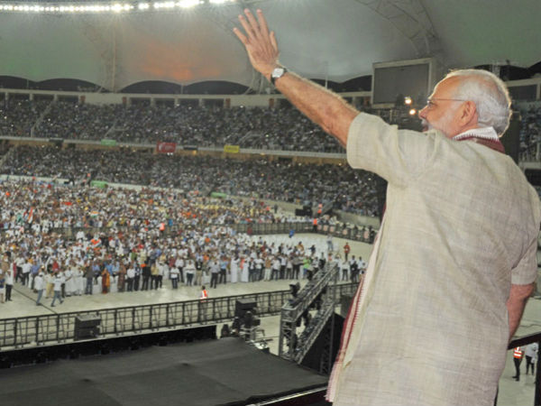 PM Modi at Dubai Cricket Stadium