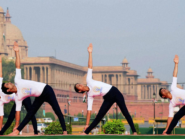 yoga yoga