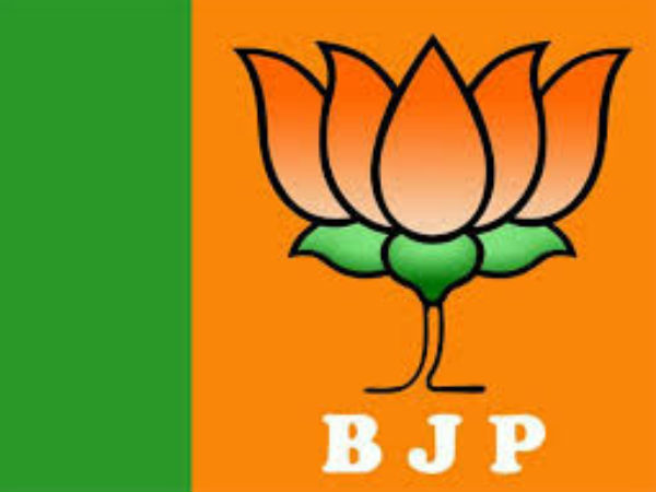 'SP manipulating UP panchayat polls' 'SP manipulating UP panchayat polls'