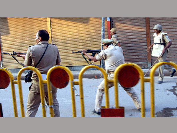 In Pics: Varanasi violence