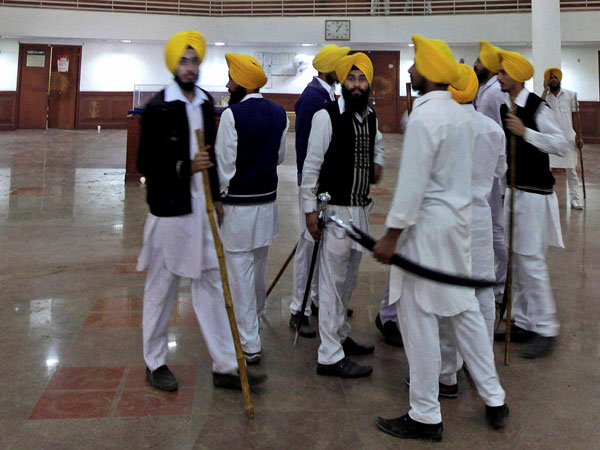 sikh-clash sikh-clash