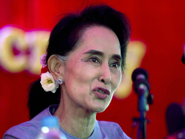 Myanmar Prez to hand power to Suu Kyi Myanmar Prez to hand power to Suu Kyi