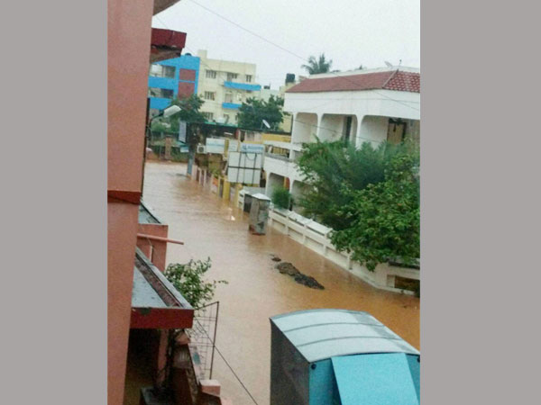 Rains continue to lash Puducherry Rains continue to lash Puducherry