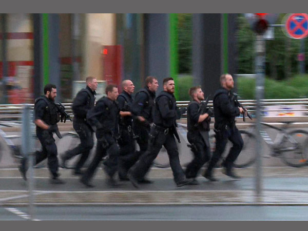 Shooting in Munich shopping mall kills 9; gunman also dead