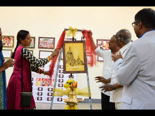 B'luru: Huge success in photo exhibition B'luru: Huge success in photo exhibition