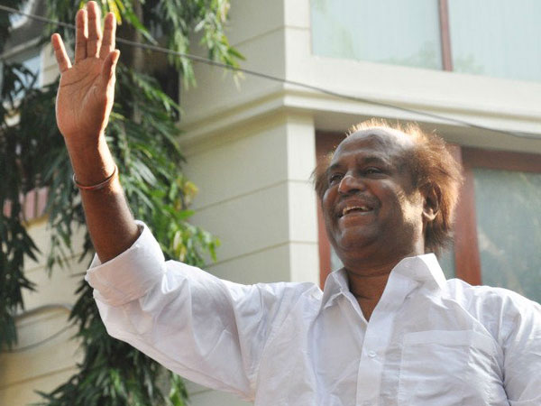 'Give Maharashtra Bhushan to Rajinikant' 'Give Maharashtra Bhushan to Rajinikant'