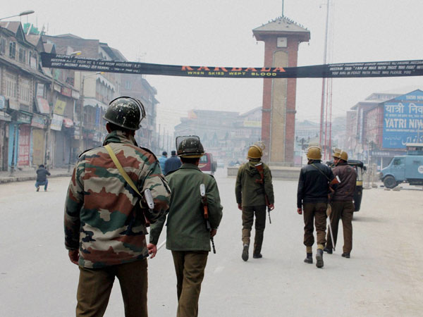 Kashmir: Curfew, restrictions imposed Kashmir: Curfew, restrictions imposed