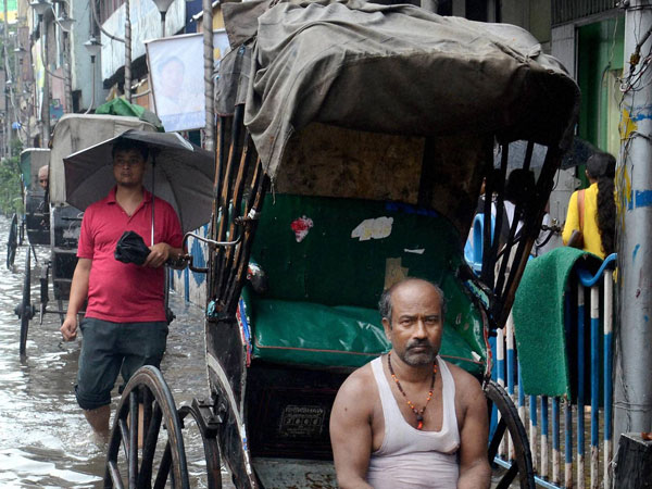 cycle-rickshaw cycle-rickshaw